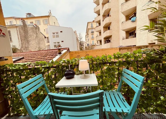 Nice Renting - Paganini - Spacious Apartment - 2 Bedrooms - King Bed - Bathtub - Heart Of Nice